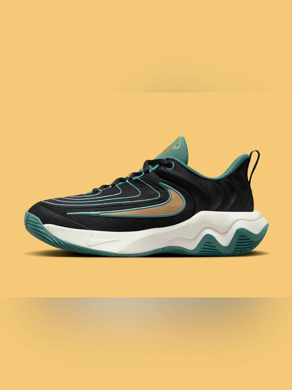 Nike Giannis Immortality 4 big kids 3.5